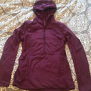 Lululemon WINTER Running Hoodie - Size 8